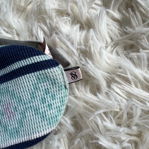 Victoria Secret Waffle Weave Thermal Sleep mask - Picture 3 of 4